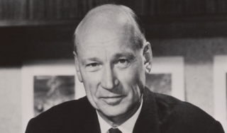 阿诺德·贝克曼(Arnold O. Beckman)， 1959年。
