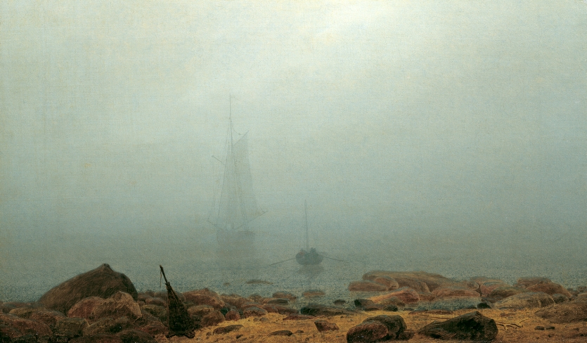 雾气弥漫的海景油画，隐约可见船只